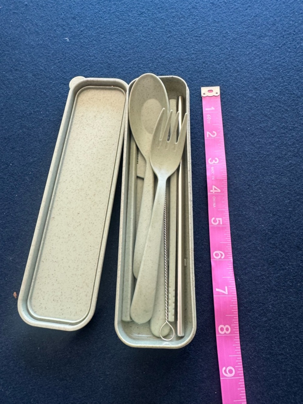 Joie Reusable Cutlery Set in sage - lightweight yet sturdy and convenient 🍴